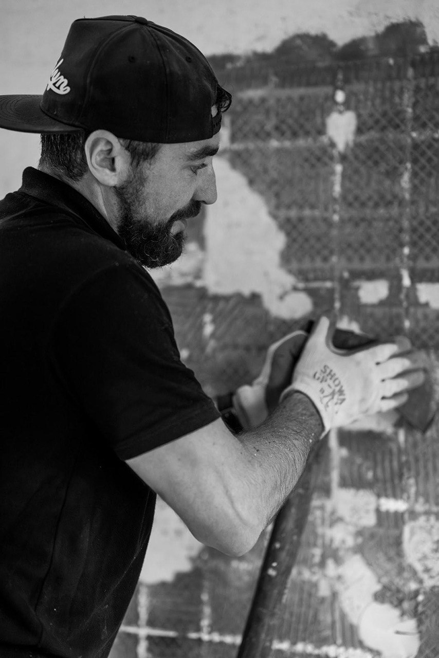 Detailarbeit an der Wand